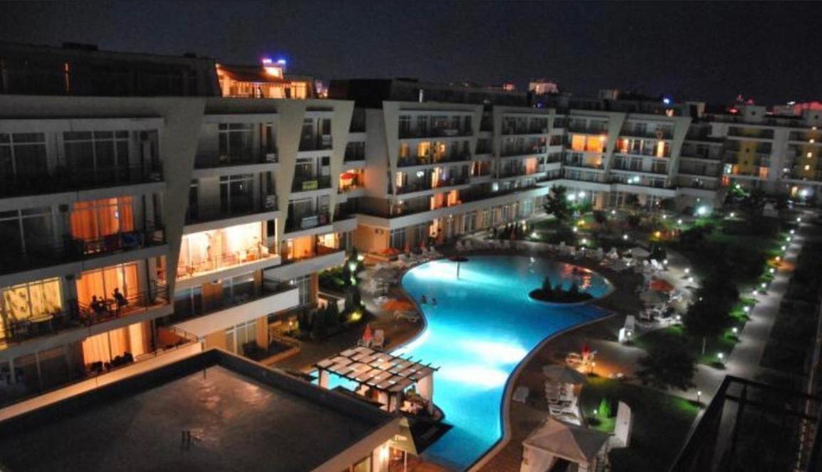 Grand Kamelia Sunny Διαμέρισμα